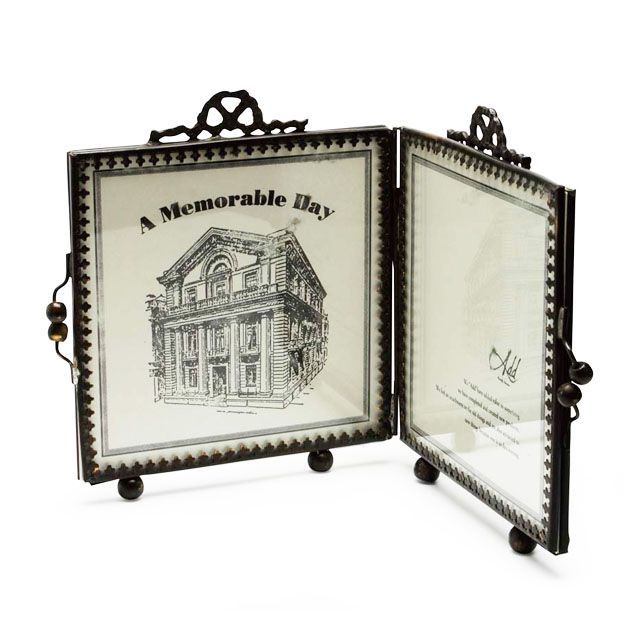 Relation Photo Frame